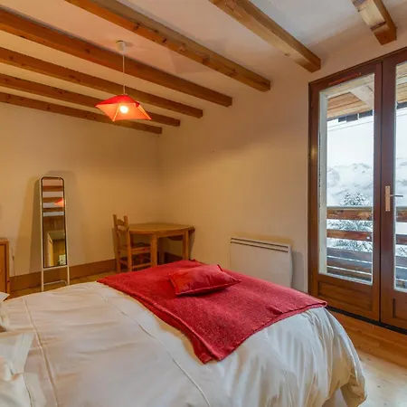 Belledonne Chalet *